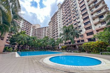 Bayu Tasik Condominium