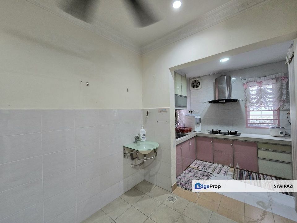 END LOT Double Storey Terrace Taman Bukit Mewah Fasa 9, Kajang, Selangor, Kajang