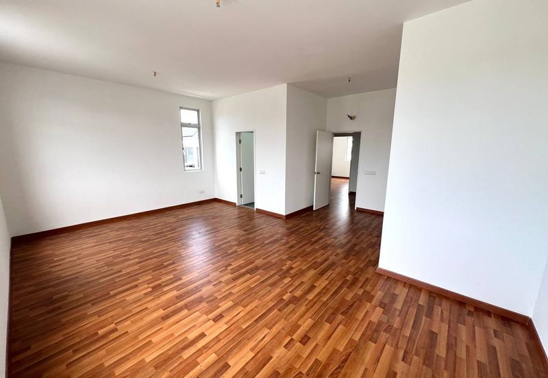 Hazelton @ Eco Forest 3