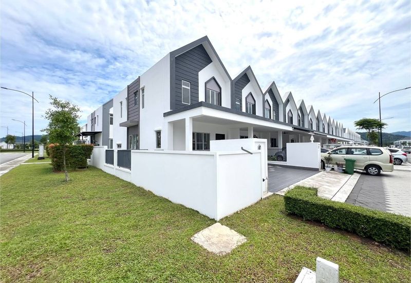 Hazelton @ Eco Forest 3