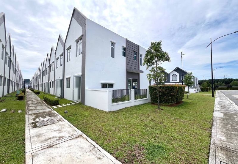 Hazelton @ Eco Forest 3