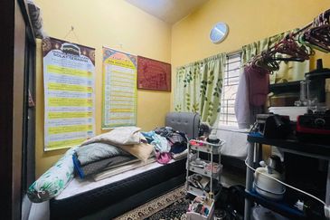 Bandar Tun Hussein Onn