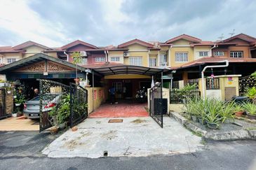 Bandar Tun Hussein Onn