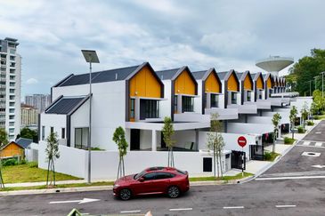 East 57 (Residensi Laman Timur)