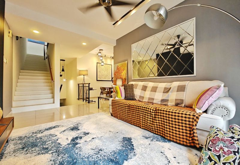 Crescent Park Townvilla