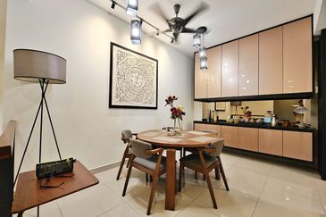 Crescent Park Townvilla