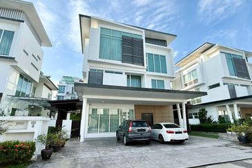 Jacaranda Garden Residence