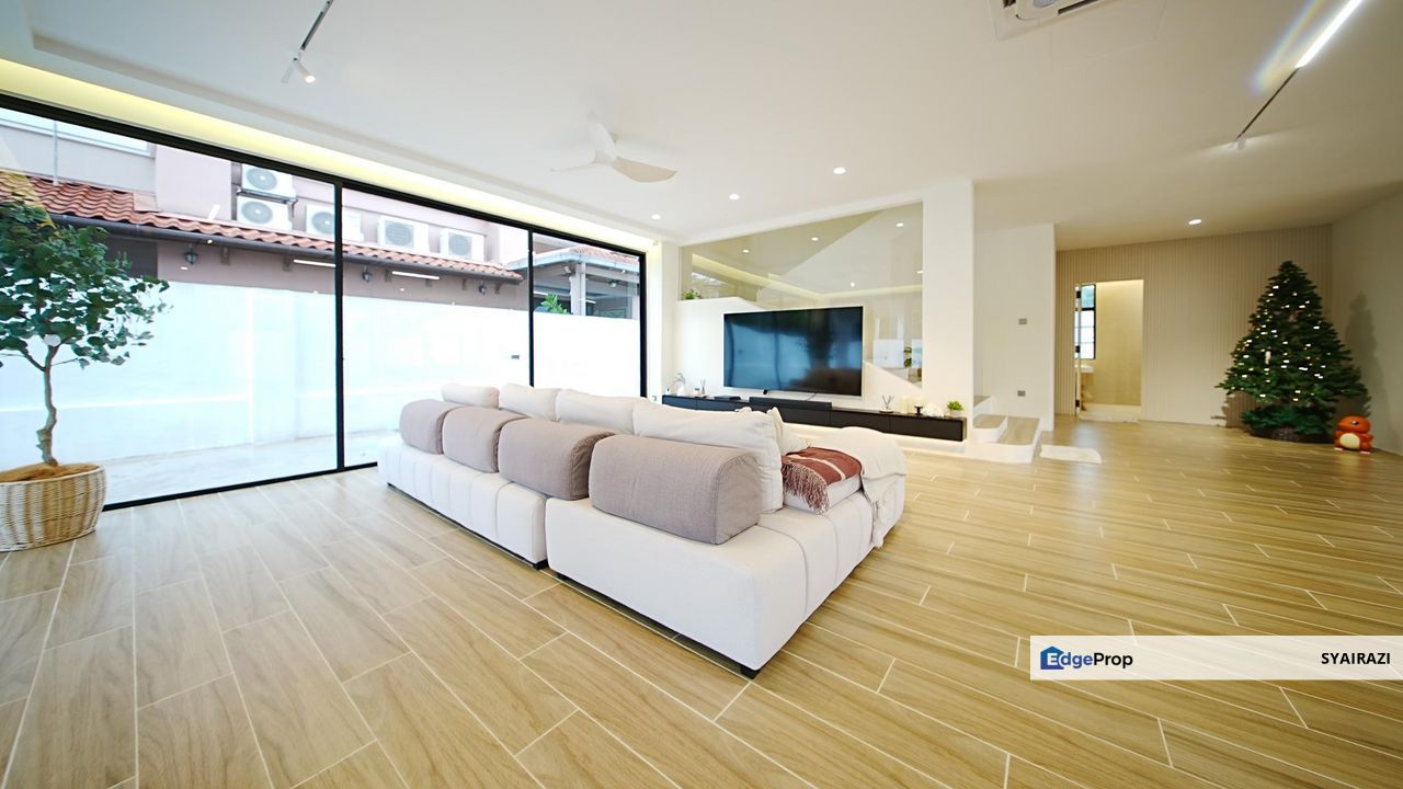 Double Storey Bungalow Bukit Suria Garden Village, Sungai Long, Kajang, Selangor, Kajang