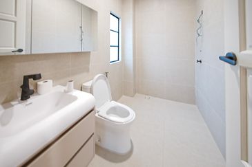 Bukit Suria Garden Village