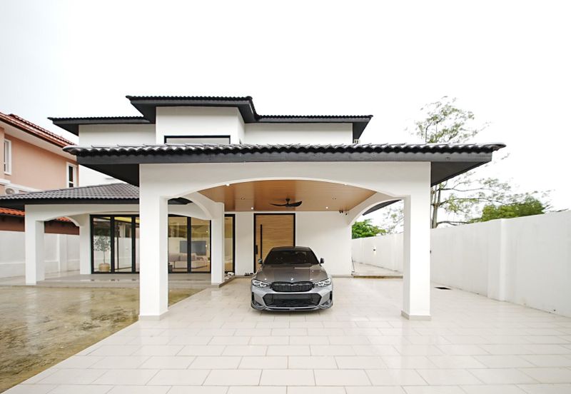 Bukit Suria Garden Village