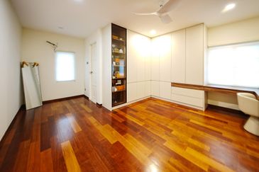 Bukit Suria Garden Village