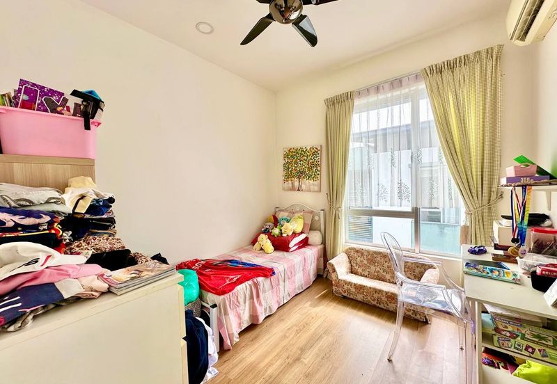 Parkfield Residences, Tropicana Heights