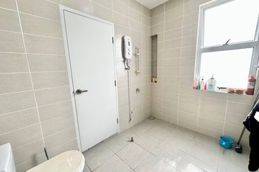 Parkfield Residences, Tropicana Heights