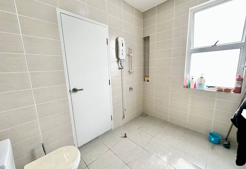 Parkfield Residences, Tropicana Heights