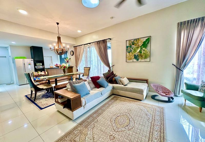 Parkfield Residences, Tropicana Heights