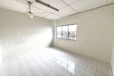 Taman Pinggiran Putra