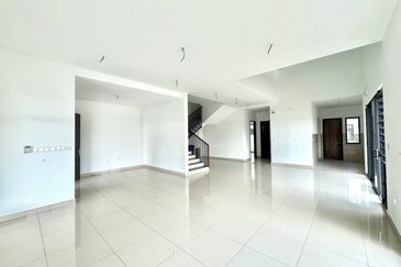 Elmina Green The Eighth @ City of Elmina