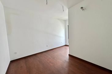 Elmina Green The Eighth @ City of Elmina