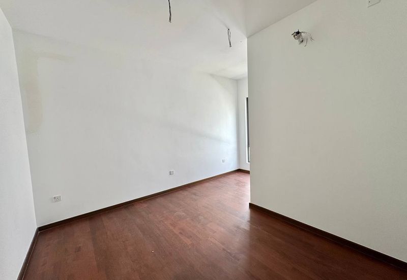 Elmina Green The Eighth @ City of Elmina