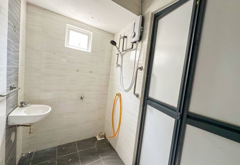 Taman Tasik Semenyih (Lake Residence)