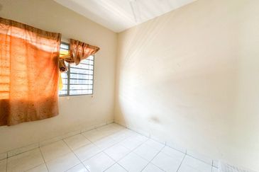 Taman Tasik Semenyih (Lake Residence)