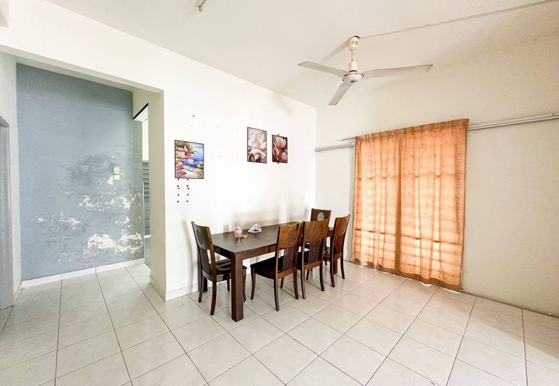 Taman Tasik Semenyih (Lake Residence)