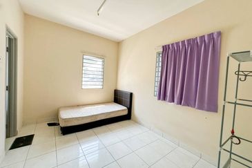 Taman Tasik Semenyih (Lake Residence)