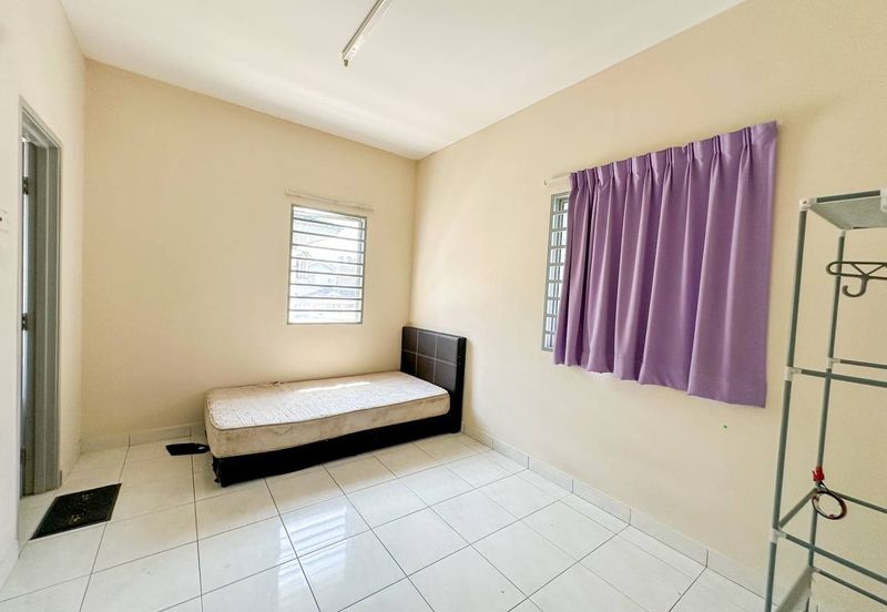 Taman Tasik Semenyih (Lake Residence)