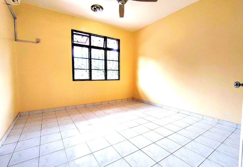 Bandar Tun Hussein Onn