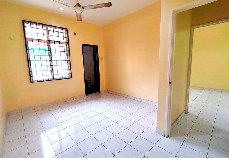 Bandar Tun Hussein Onn