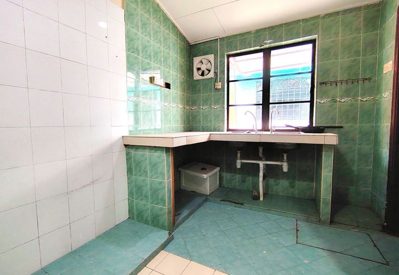 Bandar Tun Hussein Onn