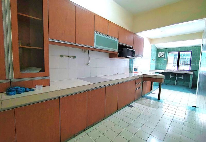 Bandar Tun Hussein Onn