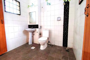 Bandar Tun Hussein Onn