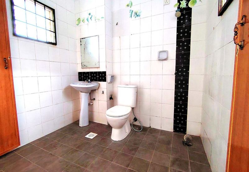 Bandar Tun Hussein Onn