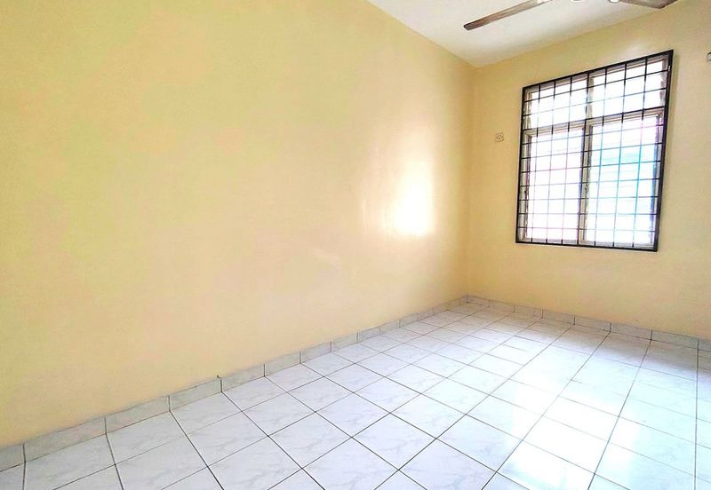 Bandar Tun Hussein Onn