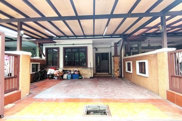 Bandar Tun Hussein Onn