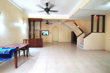 Bandar Tun Hussein Onn