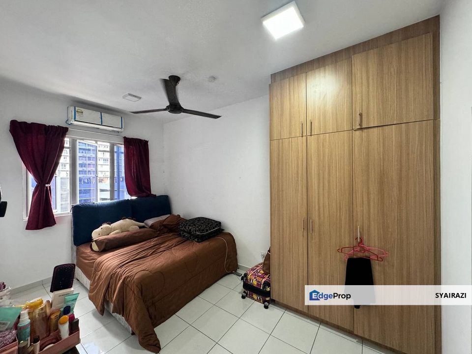 CORNER UNIT Residensi Adelia, Bangi Avenue, Bangi, Selangor, Bangi