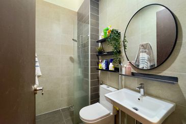 Isle of Botanica, Setia Eco Glades