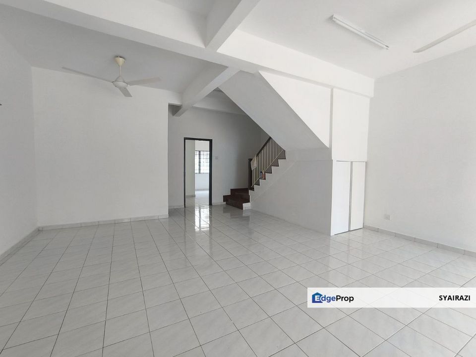 REFURBISHED FACING OPEN Double Storey Terrace Seksyen 3 Bandar Baru Bangi, Selangor, Bangi