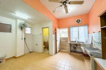 Taman Amanputra, Puchong South