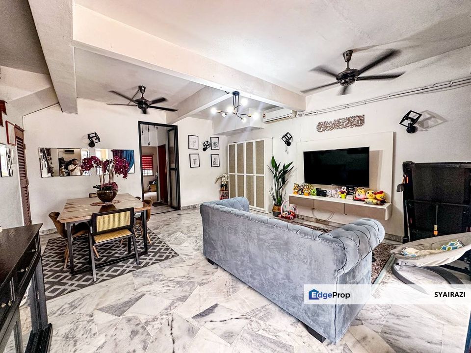 Double Storey Terrace Taman Sri Kenari, Kajang, Selangor, Kajang