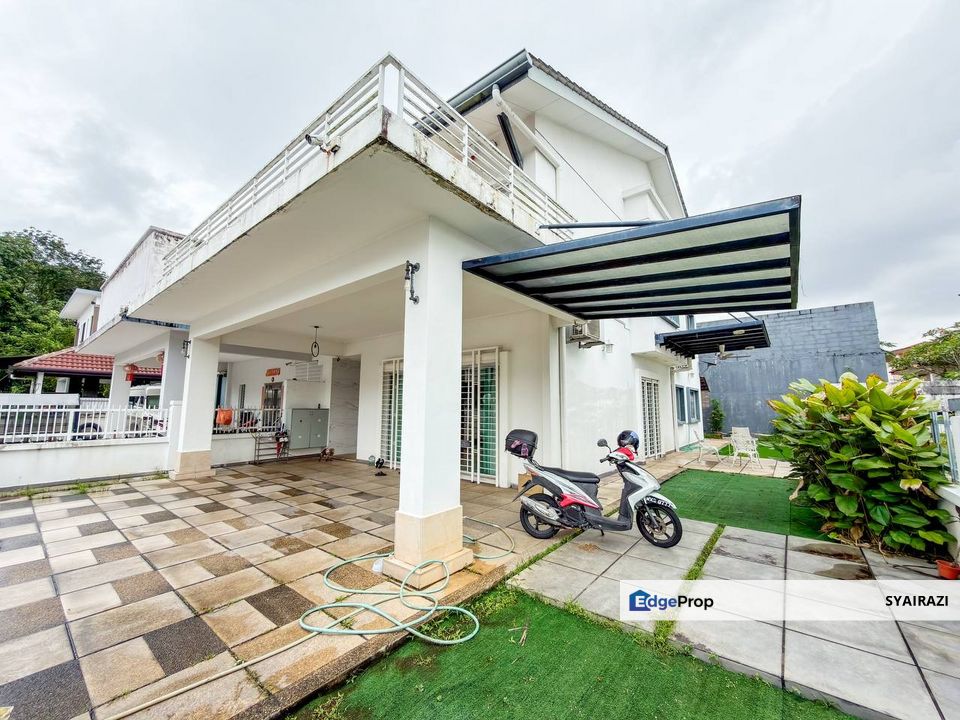 Double Storey Semi-D Taman Saujana Emas, Kajang, Selangor, Kajang