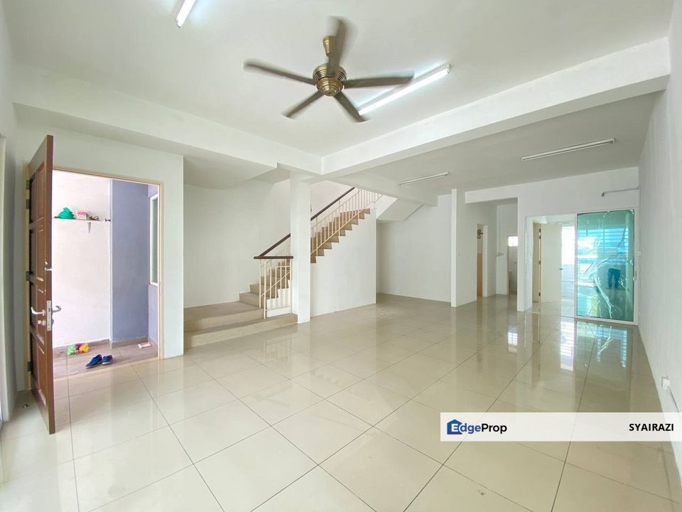 Double Storey Terrace Nadayu 92, Kajang, Selangor, Semenyih