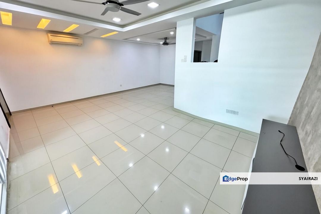 FACING OPEN Double Storey Terrace TTDI Grove 4, Kajang, Selangor, Kajang