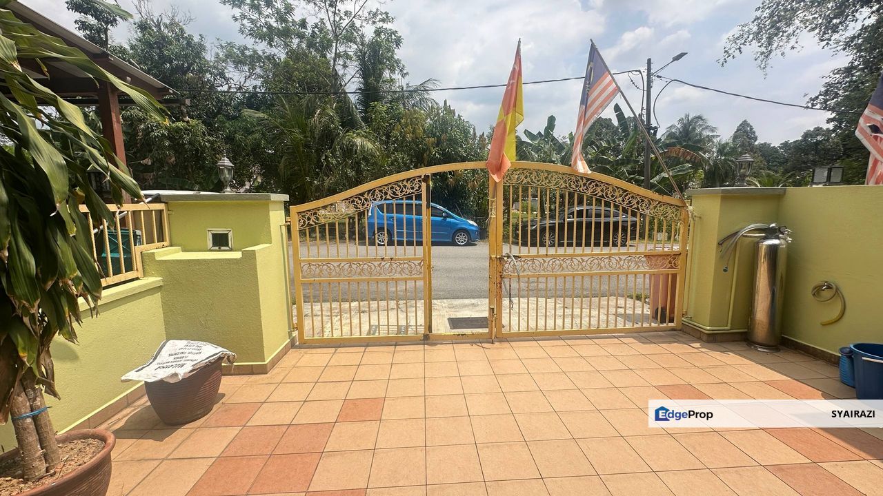 Double Storey Terrace Seksyen 6, Kota Damansara, Selangor, Kota Damansara