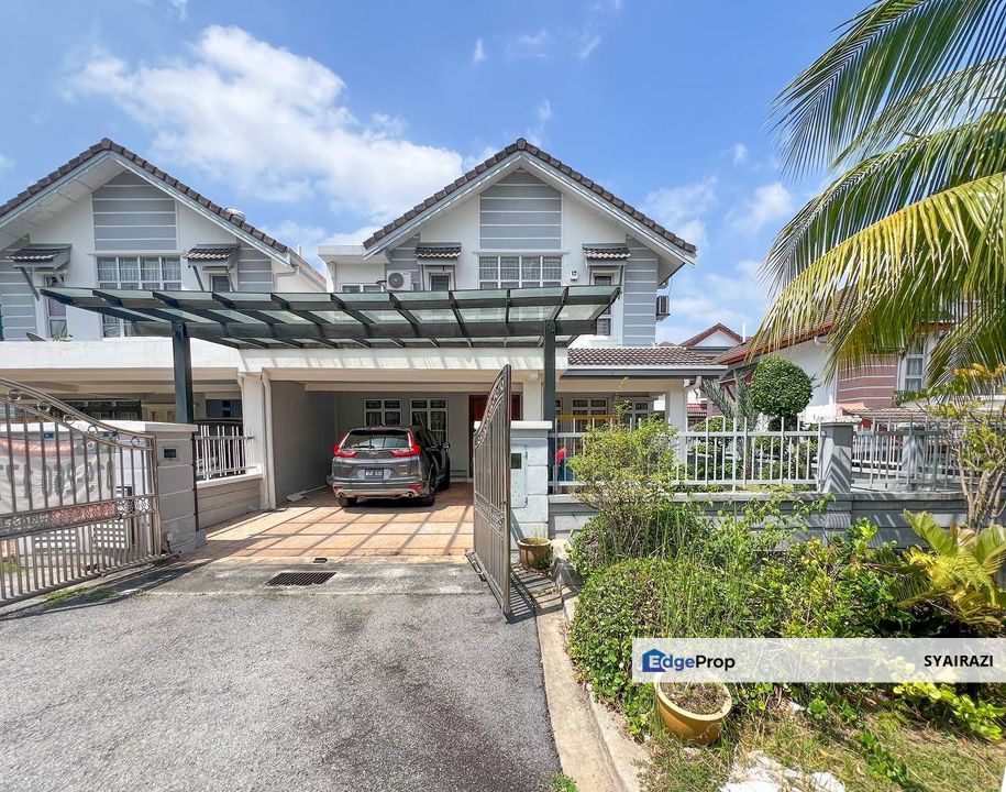 Double Storey Semi-D Laman 2, Bandar Seri Putra, Bangi, Selangor, Bangi