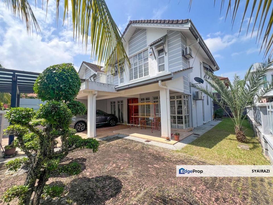 Double Storey Semi-D Laman 2, Bandar Seri Putra, Bangi, Selangor, Bangi