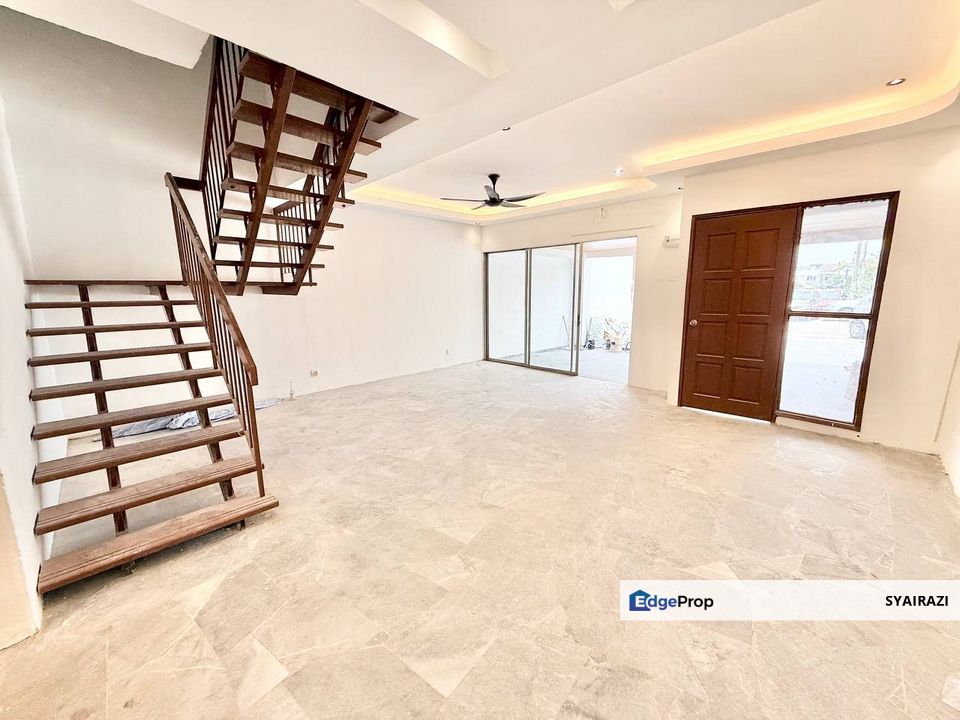 FULLY RENOVATED Double Storey Terrace Taman Puchong Indah, Selangor, Puchong