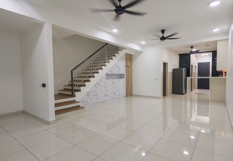 Elmina Green Three @ City of Elmina